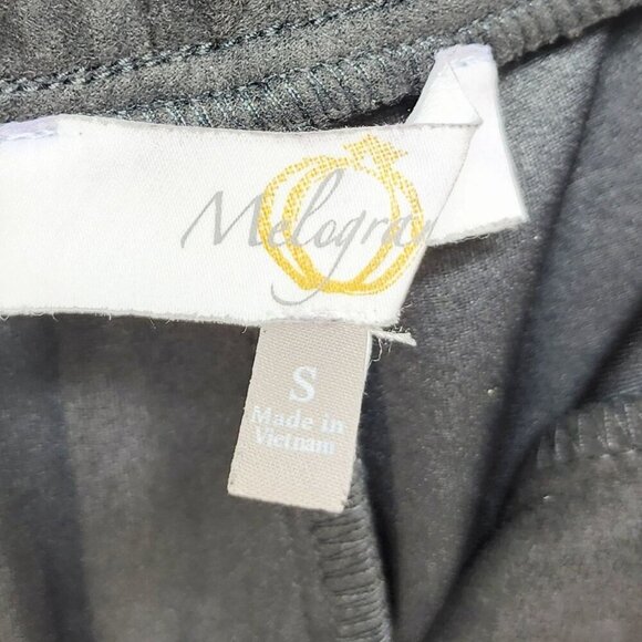 Womens Faux Leather High-Waisted Belted Shorts With Cuffed Hem Size S - Picture 3 of 7